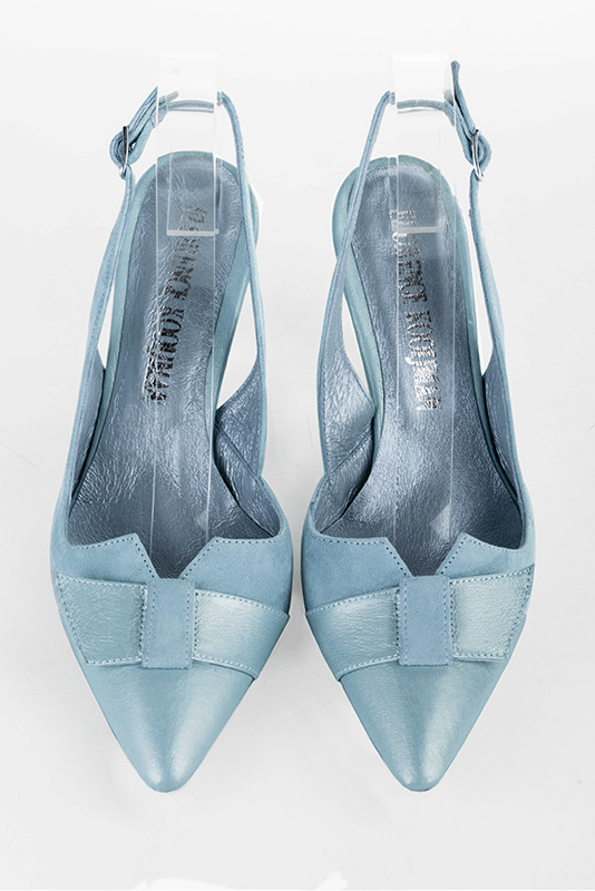Sky blue women's open back shoes, with a knot. Tapered toe. High spool heels. Top view - Florence KOOIJMAN